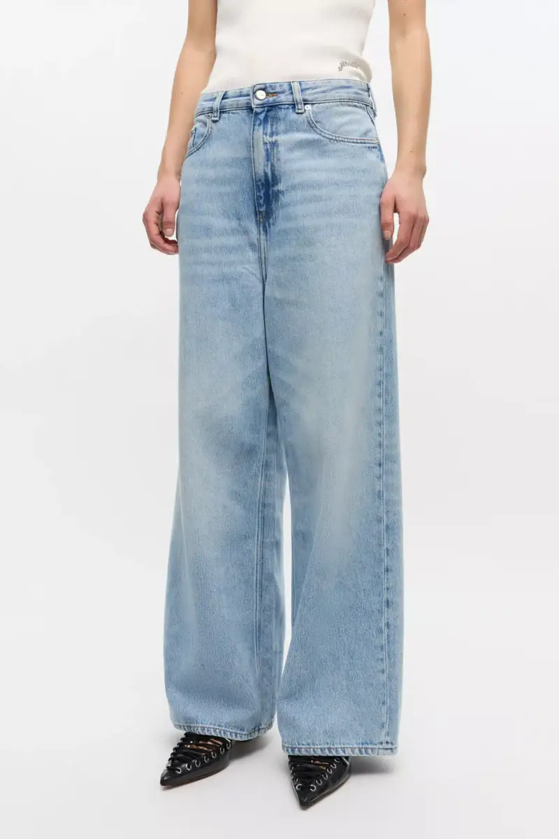 Light Blue Baggy Jeans